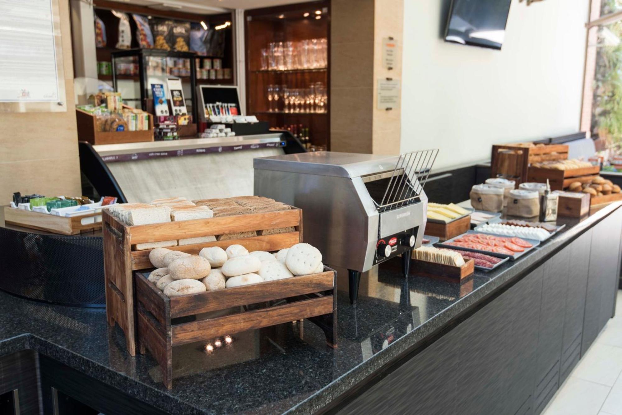 Holiday Inn Express Santiago Las Condes By Ihg Εξωτερικό φωτογραφία