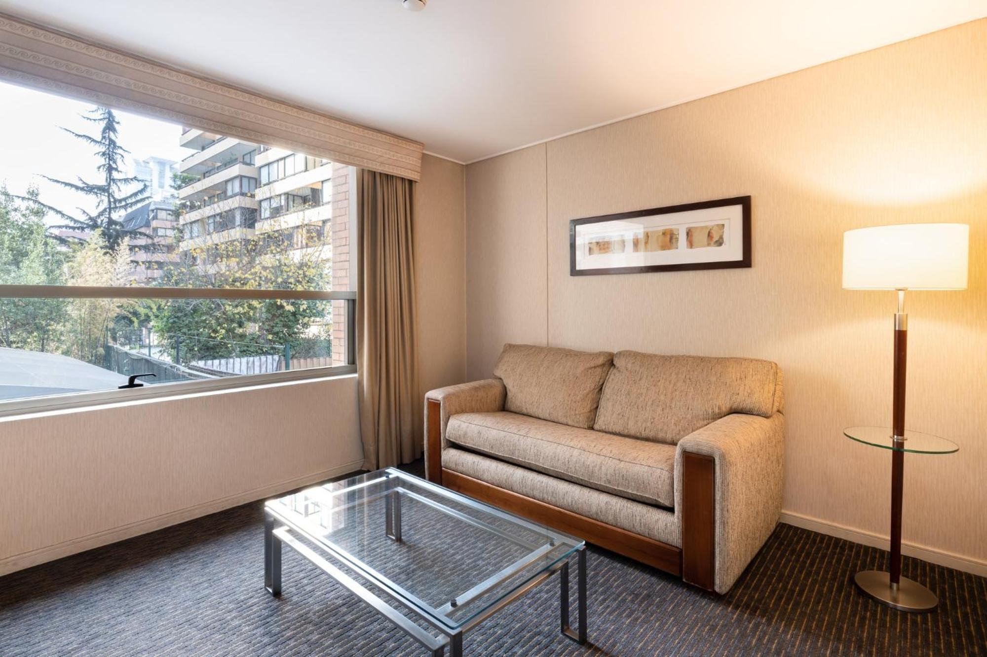 Holiday Inn Express Santiago Las Condes By Ihg Εξωτερικό φωτογραφία